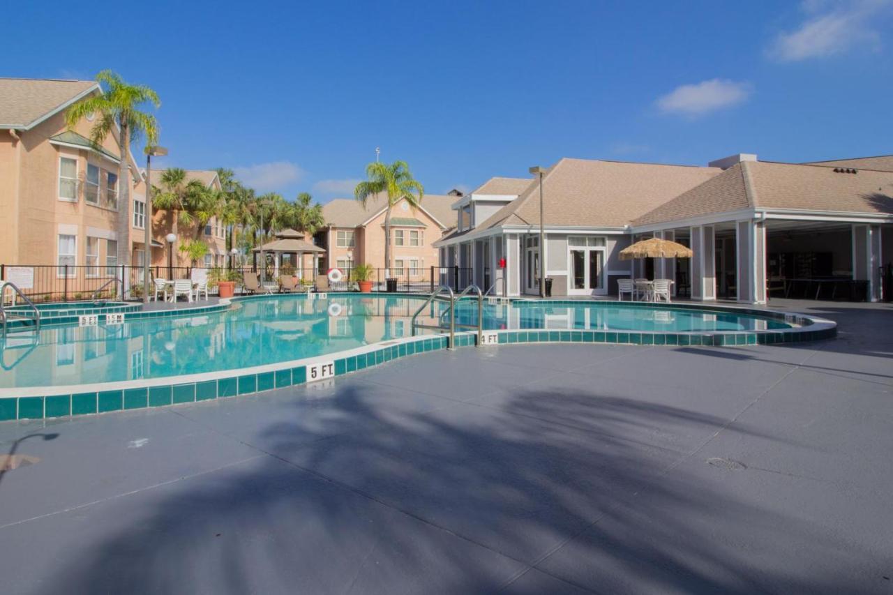 Apartamento Studio With Double Bed And Community Pool Miles From Disney! *